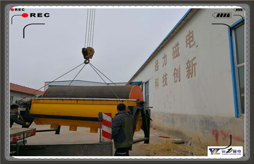 濕式磁選機(jī)，赤鐵礦濕式磁選機(jī)提高客戶的除鐵體驗(yàn)效果_釩鈦鐵礦濰坊濕式磁選機(jī)廠家，濕式磁選機(jī)性能優(yōu)劣一試便知型號(hào)參數(shù)及磁場(chǎng)強(qiáng)度