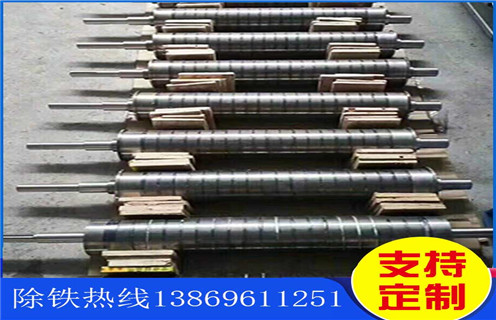 輥式磁選機(jī)，水泥輥磁選機(jī)廠家再創(chuàng)新的佳績_單傳動(dòng)輥壓磁選機(jī)價(jià)格呈上升趨勢磁場一般為多少_磁塊如何排列